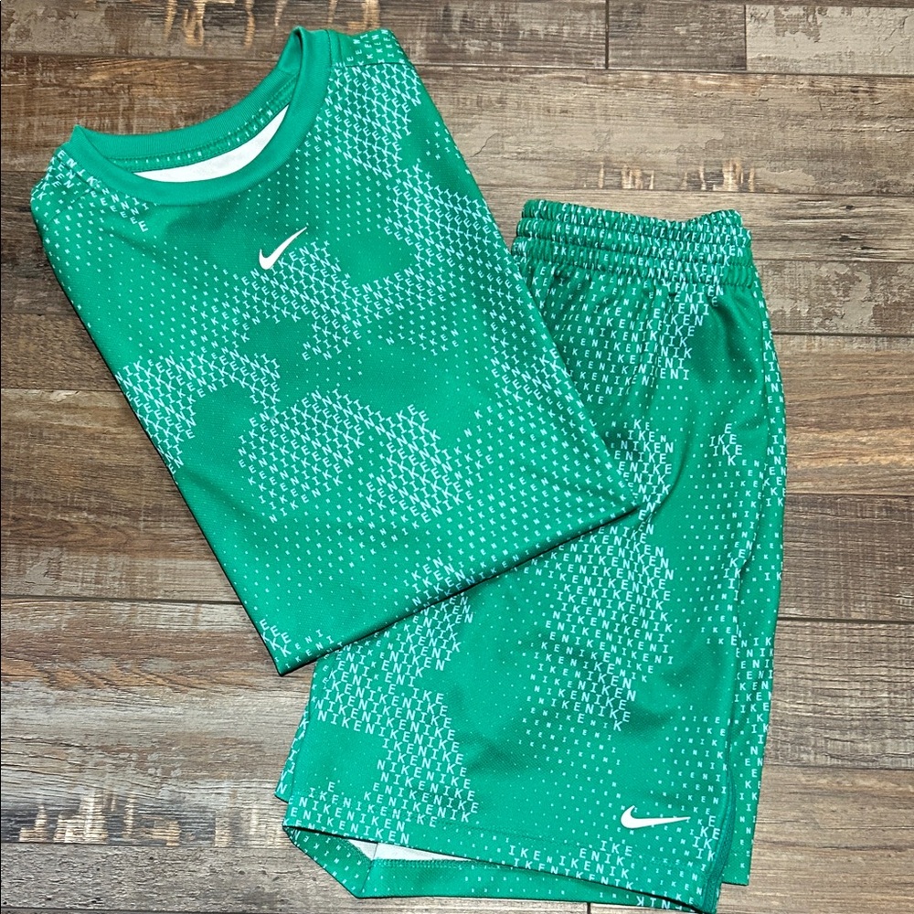 Nike Youth Short set